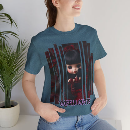 “Coffin Cutie” — cute Gothic doll peeking out from a small coffin Graphic T-Shirt – Alt Aesthetic Poetic Goth Street-wear
