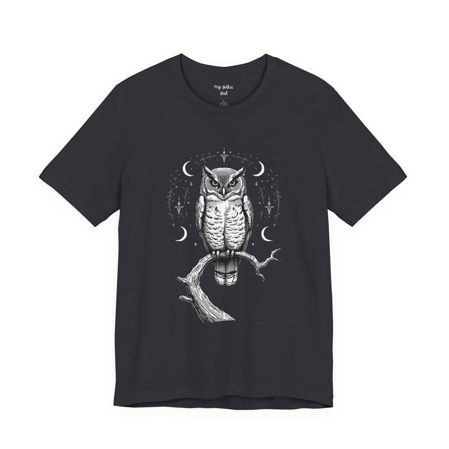 Gothic Watcher Owl - Graphic Tee