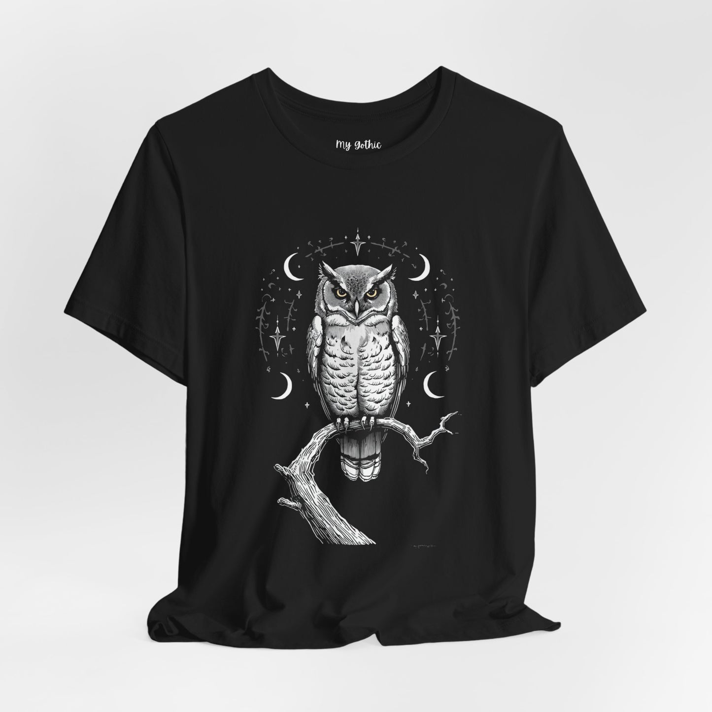Gothic Watcher Owl - Graphic Tee