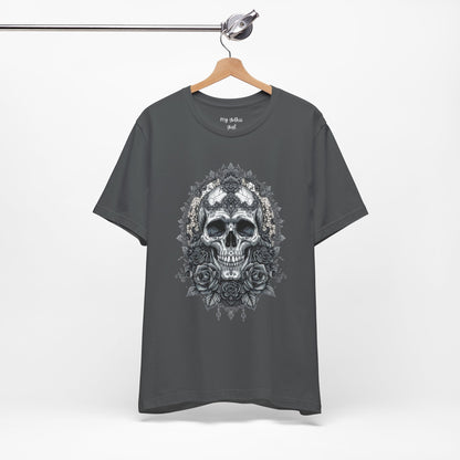 Gothic Skull Elegance T-Shirt