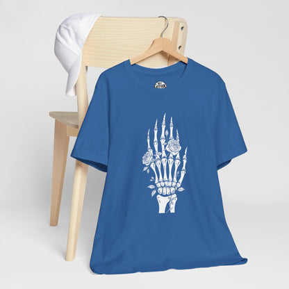 White Roses and Skeleton Hand  Gothic Graphic T-Shirt – Alt Aesthetic Poetic Goth Streetwear