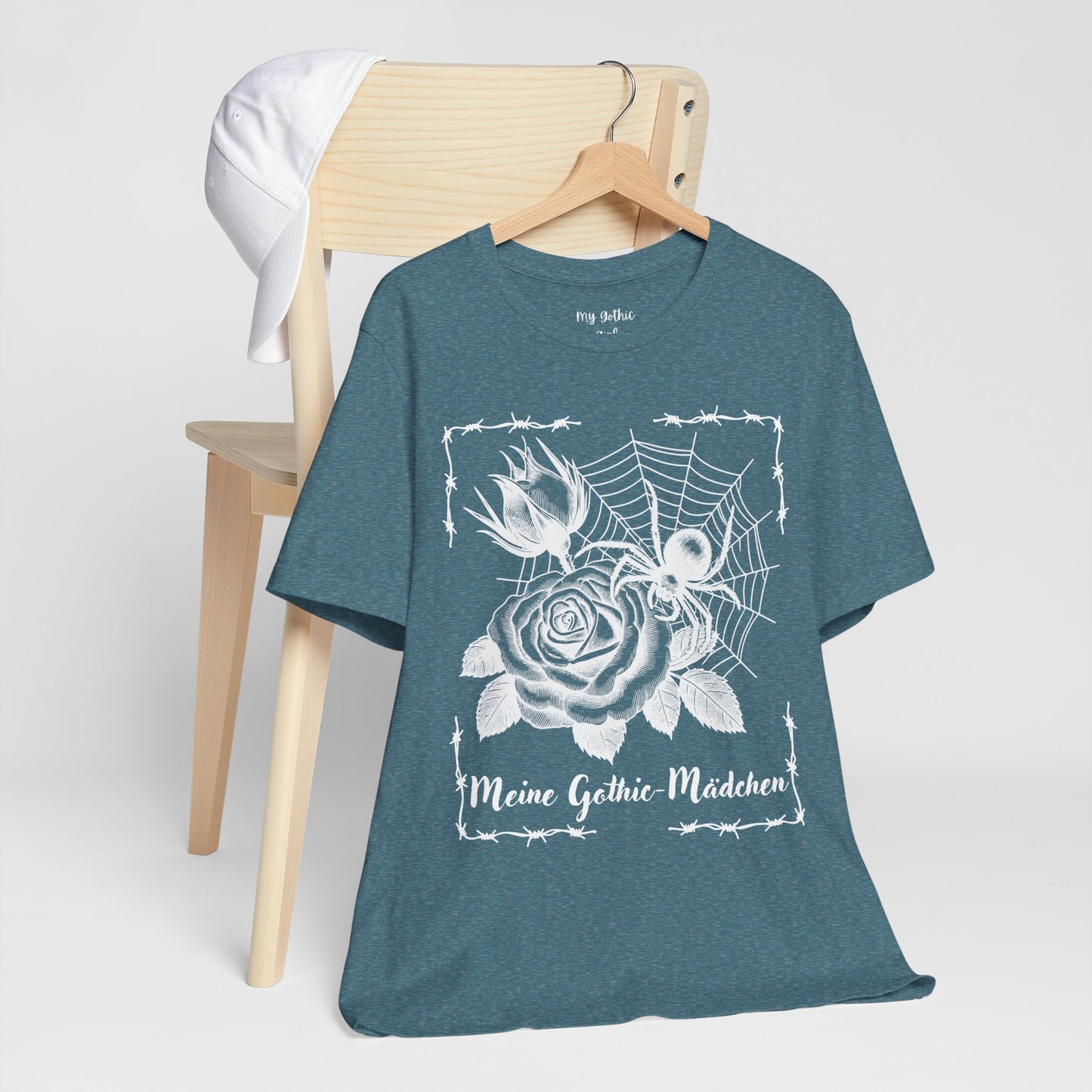 Gothic T-Shirts for Women & Men "Meine Gothic-Mädchen" Dark Aesthetic & Alternative Tees – My Gothic Girl